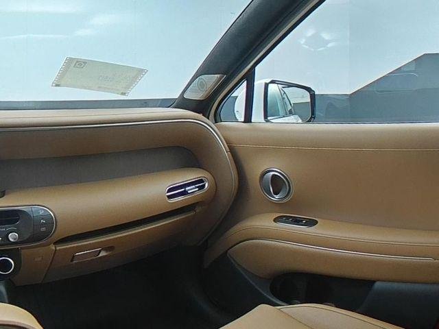 New 2027 White Hyundai Calligraphy AWD image 35