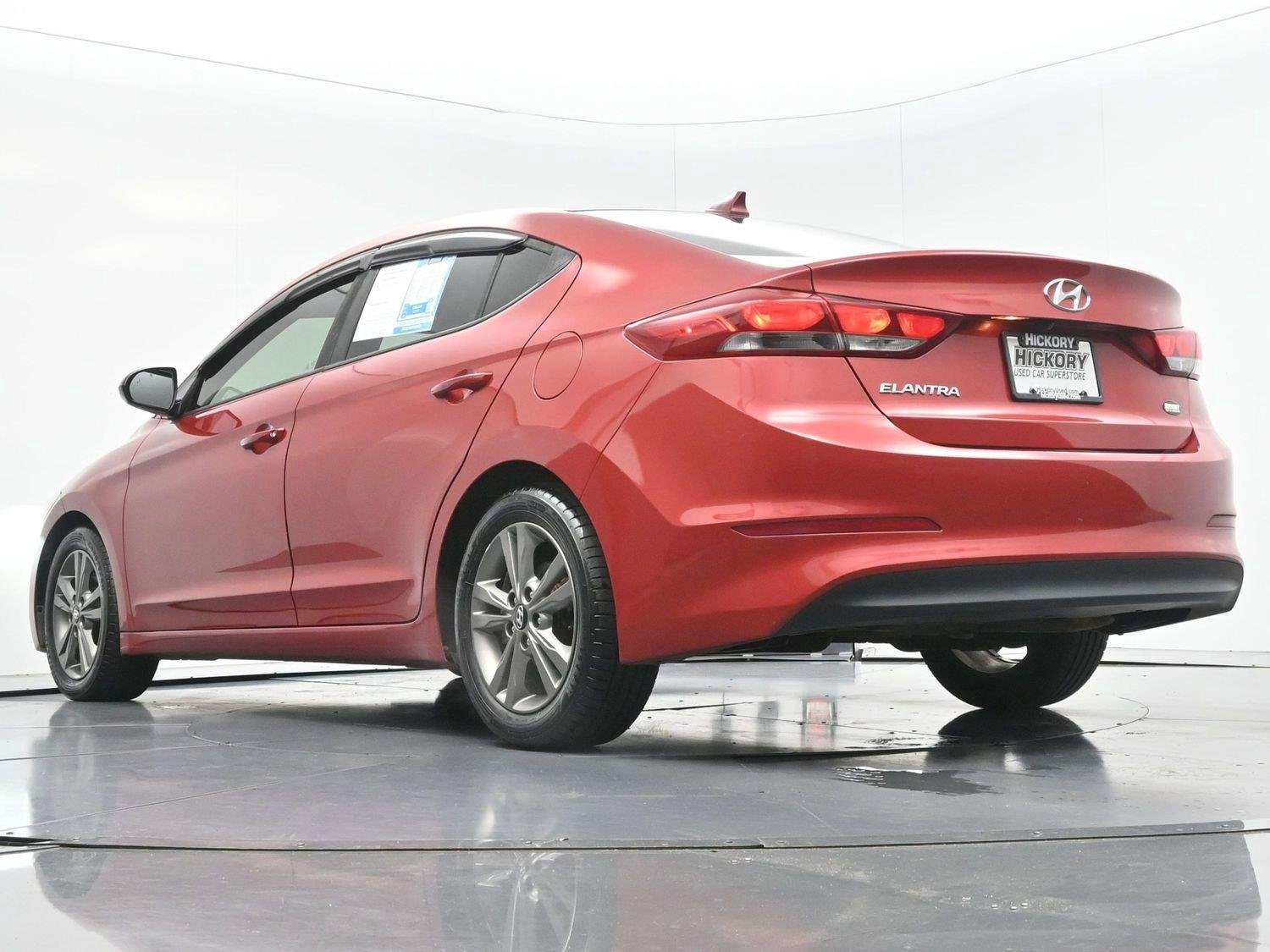 Used 2018 Scarlet Red Hyundai SEL image 45
