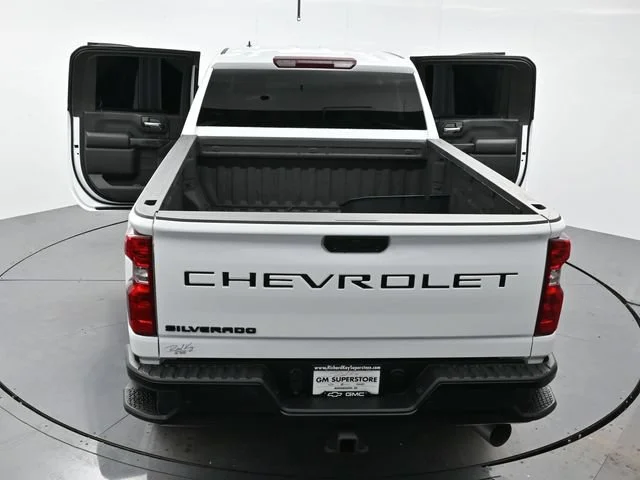 Used 2024 Summit White Chevrolet Custom image 40