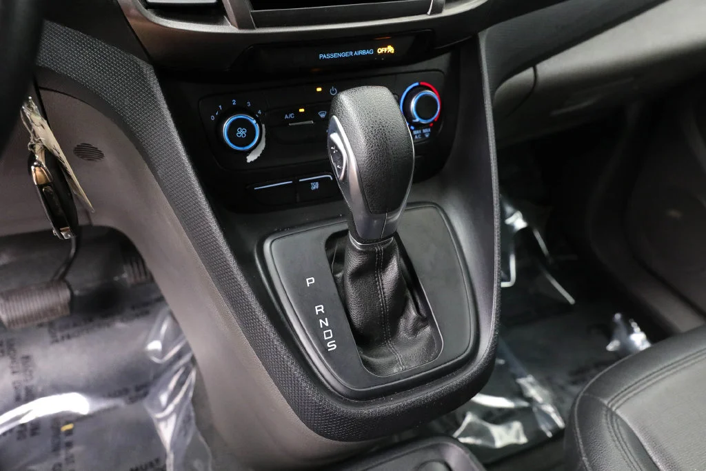 Used 2022 Black Ford XL image 13
