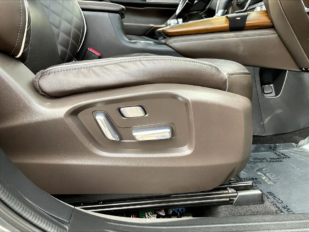 Used 2021 Machine Gray Mazda Signature image 41