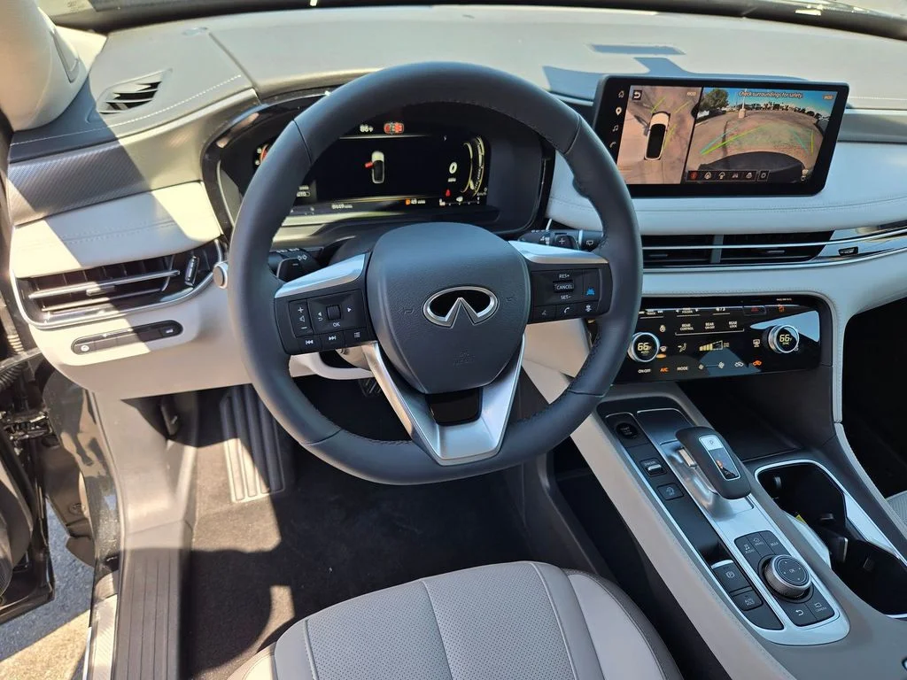 Used 2026 Mineral INFINITI LUXE image 9
