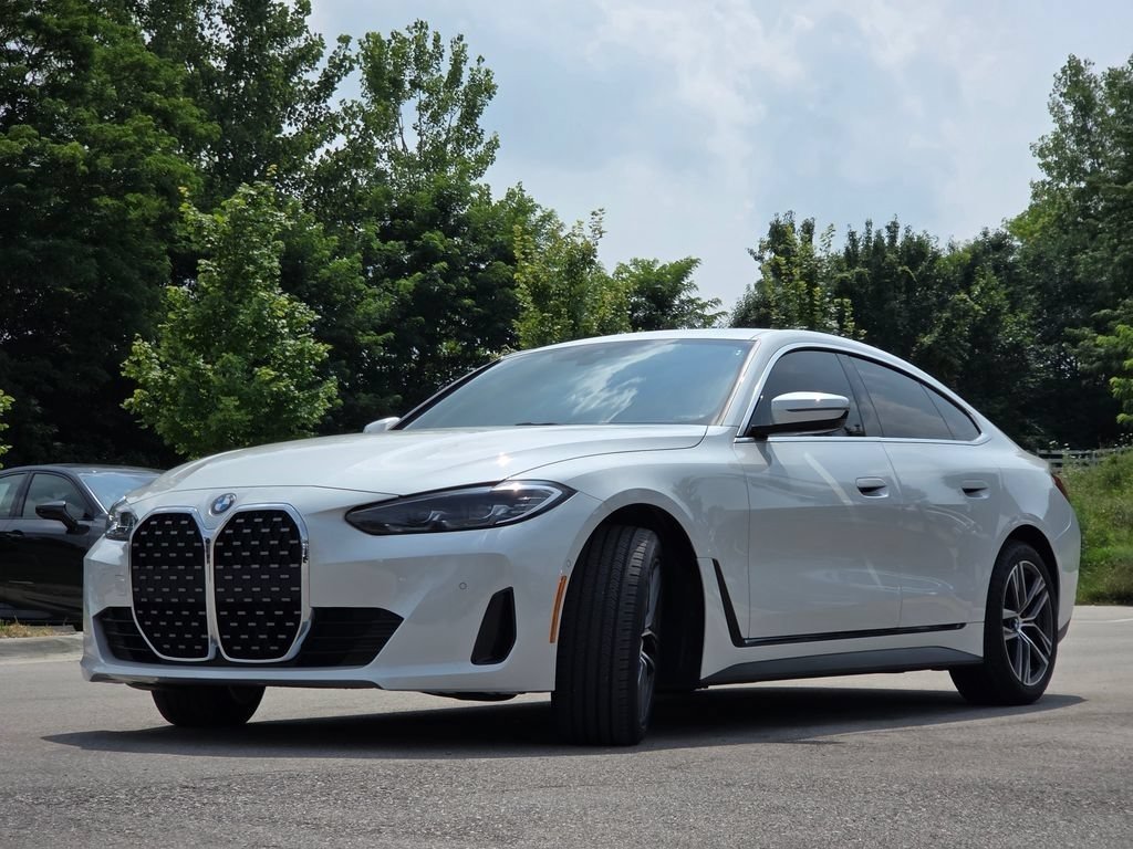 Used 2024 Mineral White Metallic BMW 430i xDrive image 27