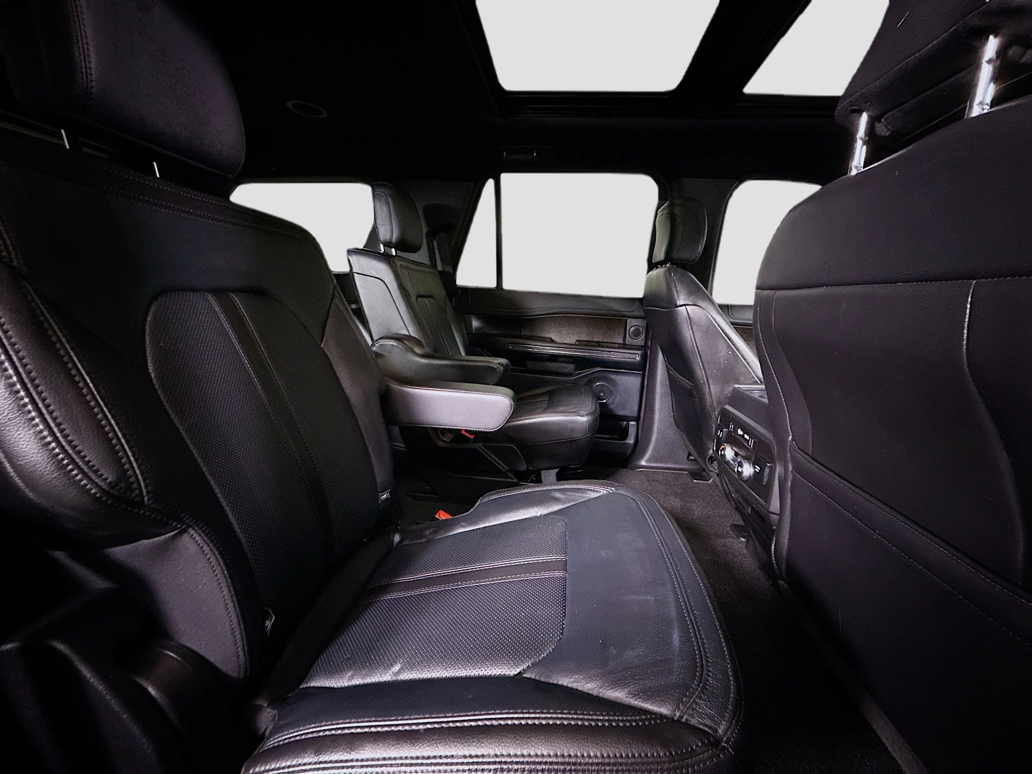 Used 2019 Agate Black Metallic Ford Limited image 23