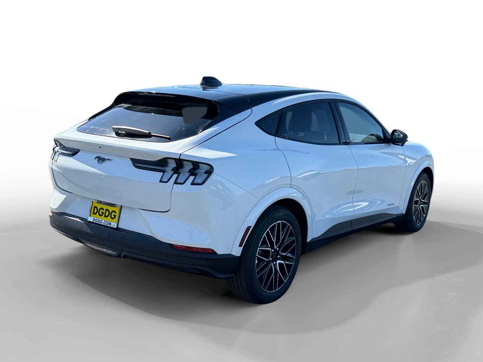 New 2026 Star White Metallic Tri-coat Ford Premium image 5