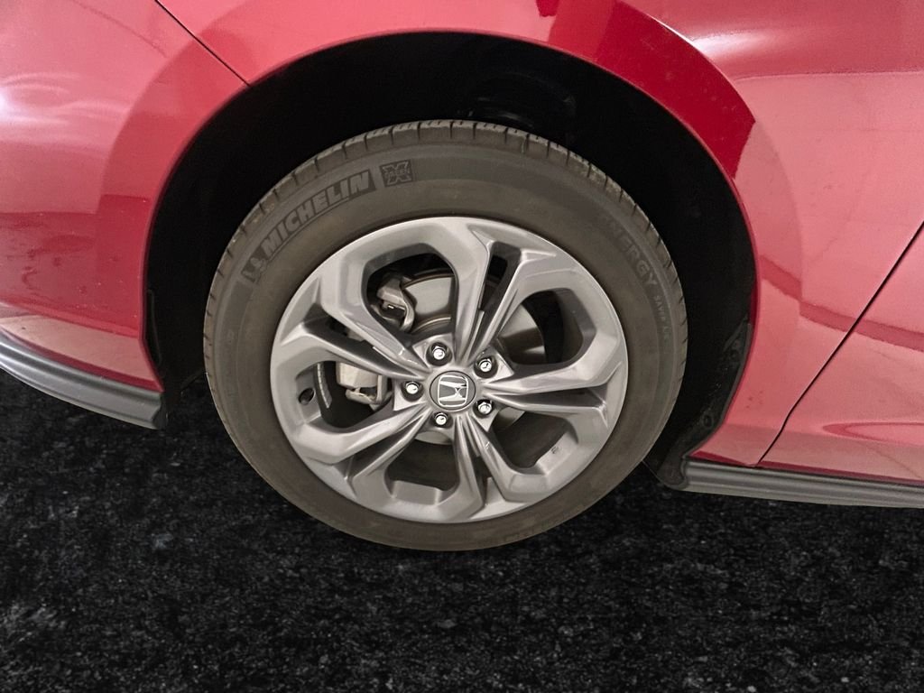 Used 2024 Red Honda EX image 27