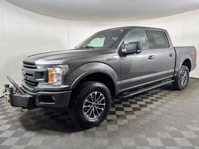Used 2018 Magnetic Metallic Ford XLT image 8
