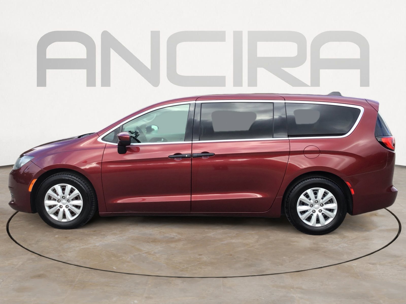 Used 2018 Velvet Red Pearlcoat Chrysler L image 9