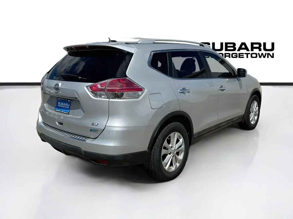 Used 2014 Silver Nissan SV image 8