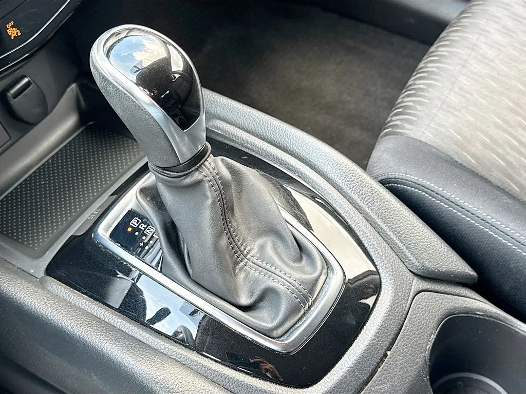 Used 2017 Red Nissan SV image 19