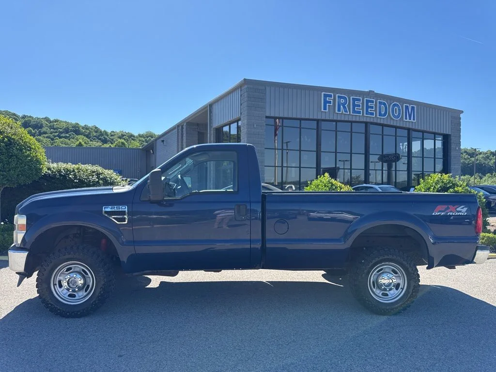 Used 2010 Ford F-250 Super Duty XL with VIN 1FTNF2B58AEB34591 for sale in Wise, VA