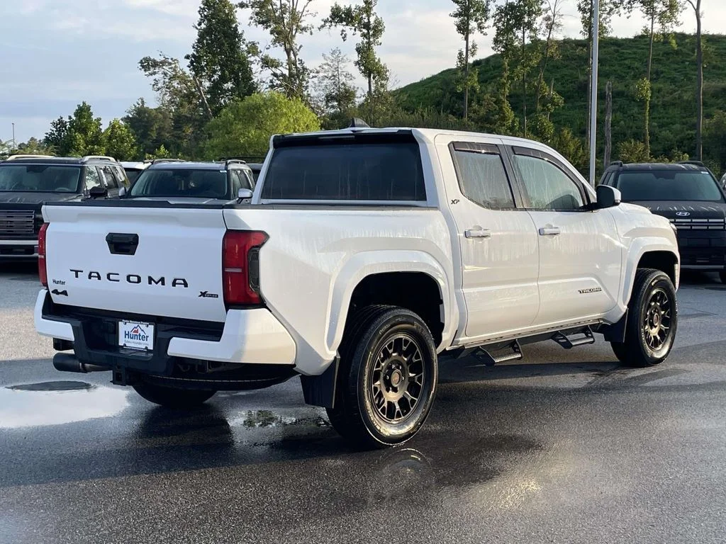 2024 Toyota Tacoma SR5 - Photo 28