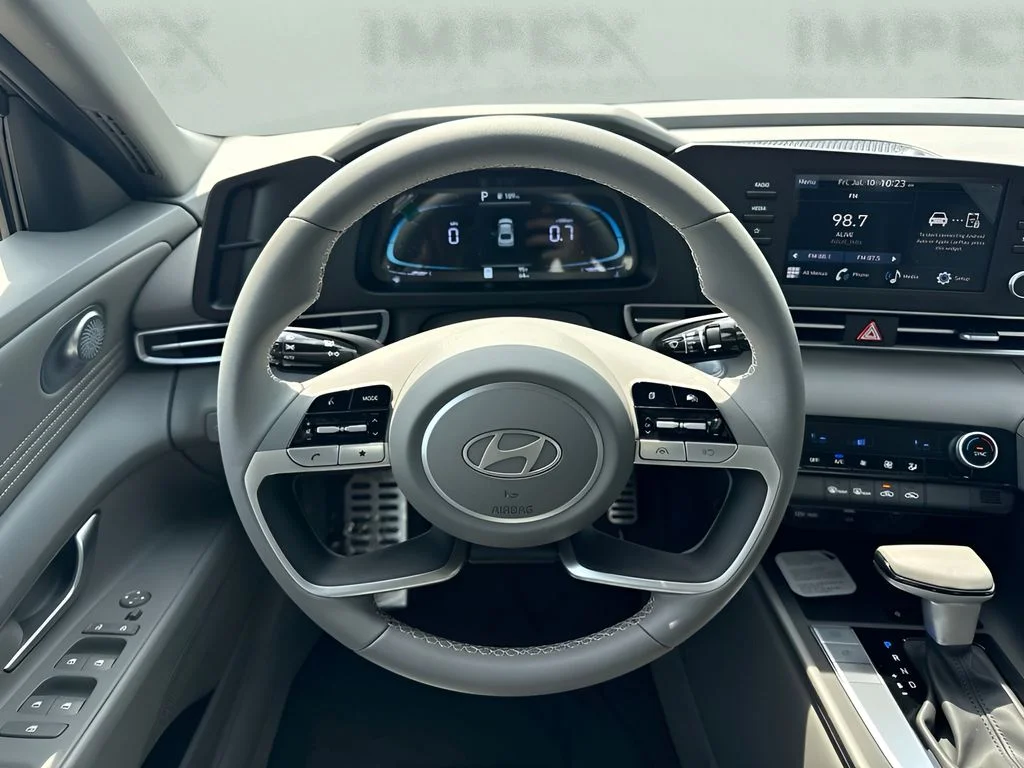 Used 2026 Gray Hyundai SEL Sport image 12