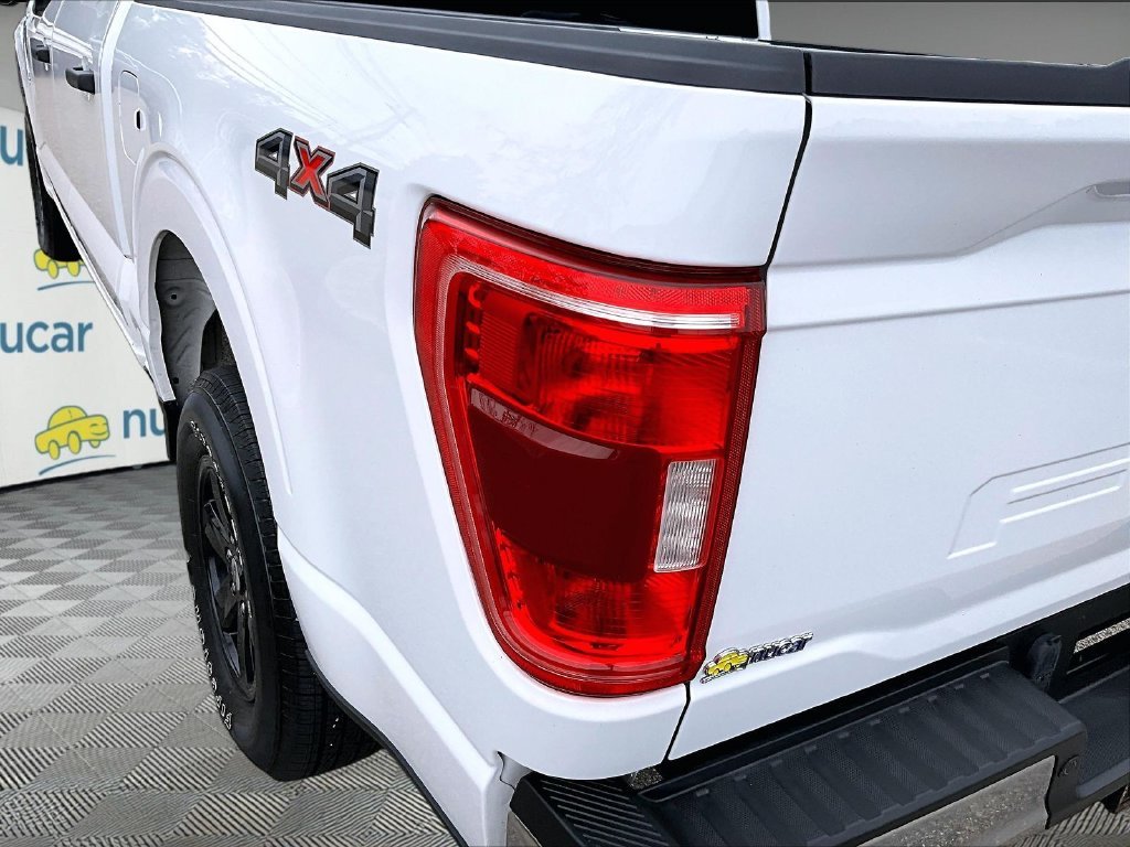 Used 2021 White Ford XLT image 33