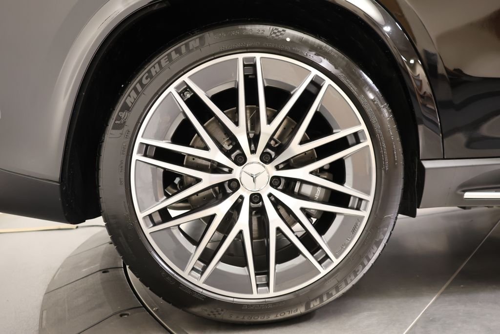 New 2027 Obsidian Black Metallic Mercedes-Benz  image 15