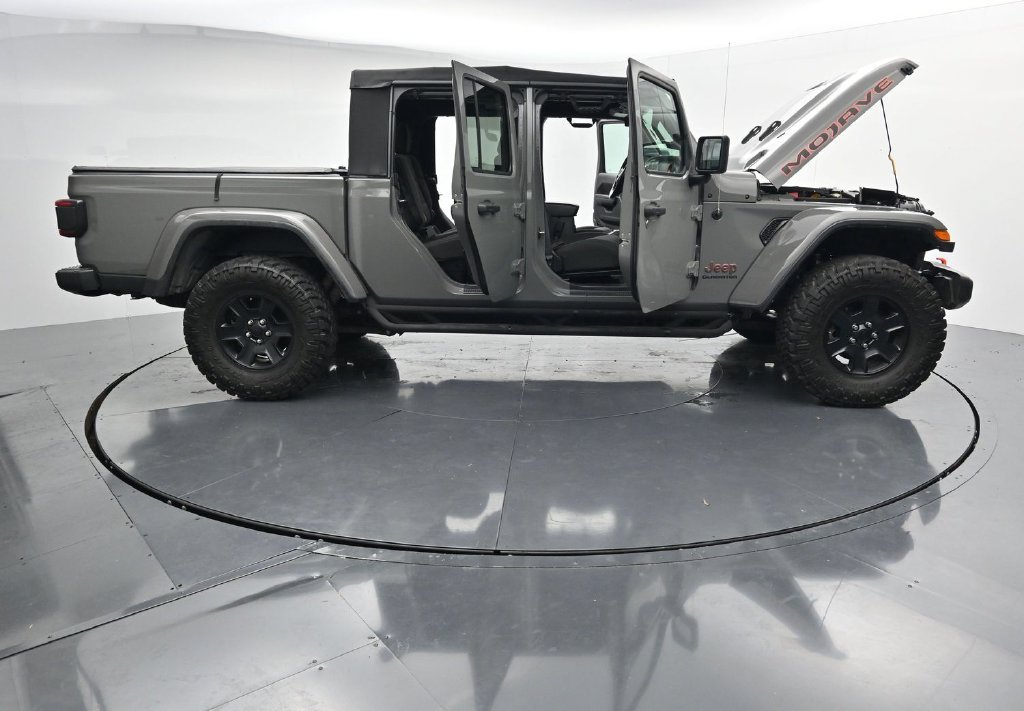 Used 2021 Gray Jeep Mojave image 41