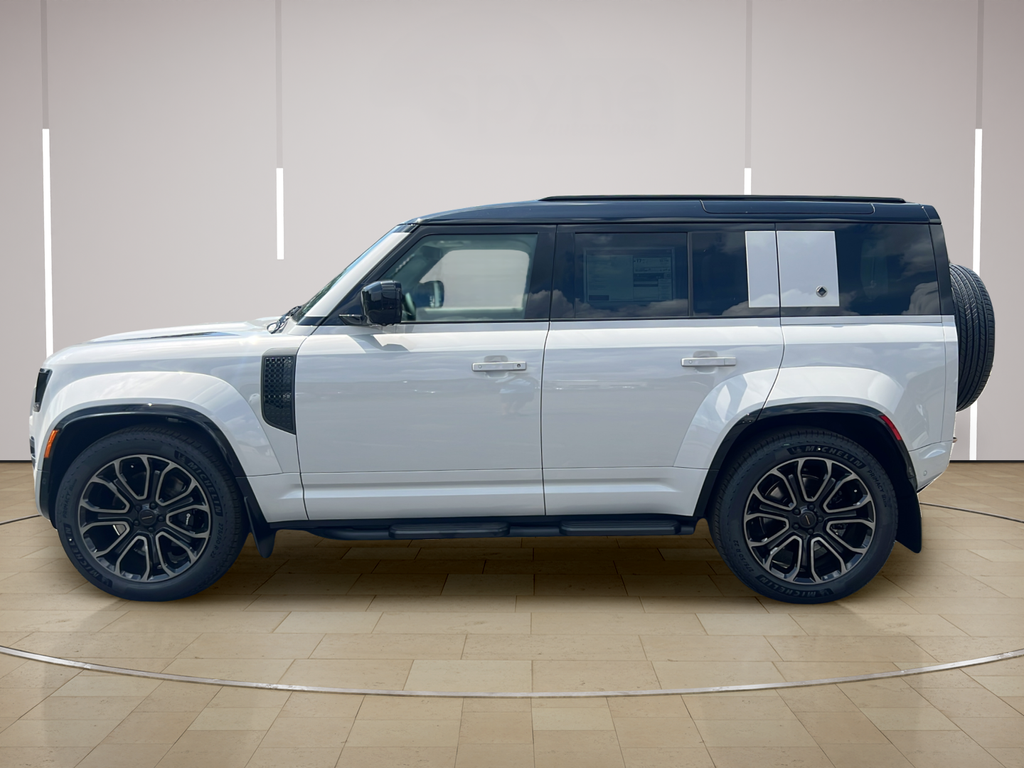 New 2026 Gray Land Rover  OCTA image 2
