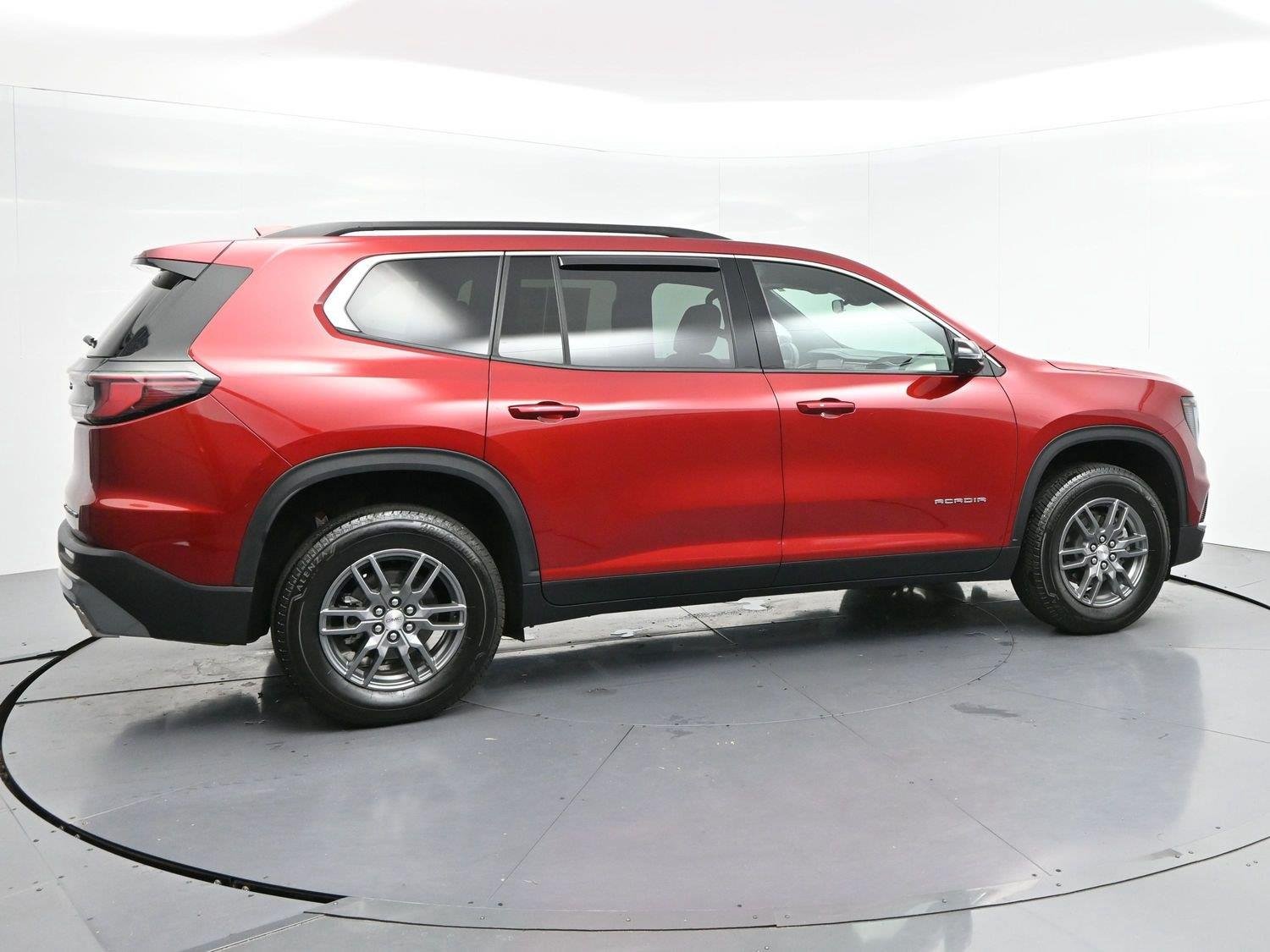 Used 2025 Volcanic Red Tintcoat GMC Elevation image 8