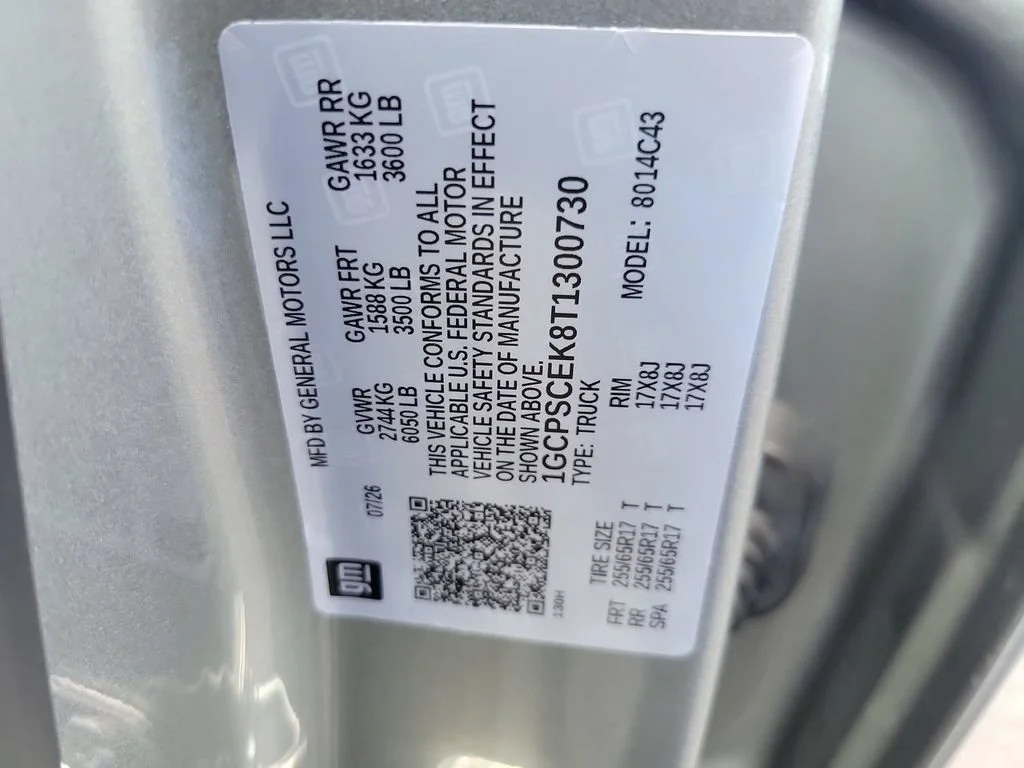 New 2026 Sterling Gray Metallic Chevrolet LT image 34