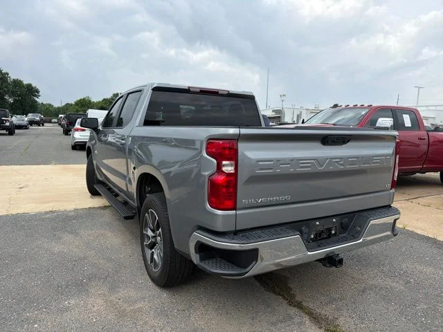 Used 2024 Gray Chevrolet LT image 7