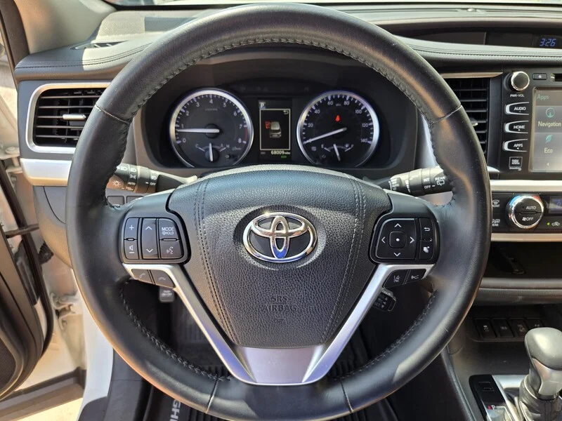 Used 2018 Blizzard Pearl TOYOTA LIMITED PLATINUM V6 AWD image 37