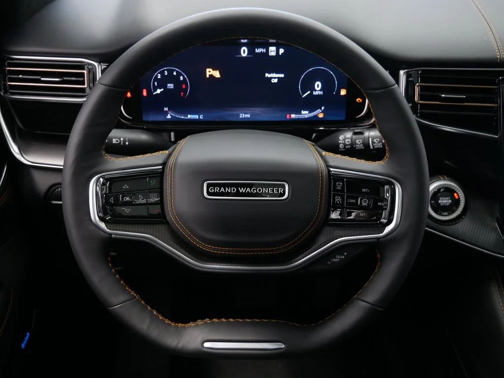New 2026 High Gloss Black Jeep Summit Reserve image 18