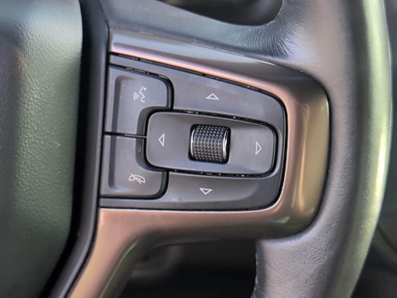 Used 2021 IRIDESCENT PEARL TRICOAT Chevrolet High Country image 28