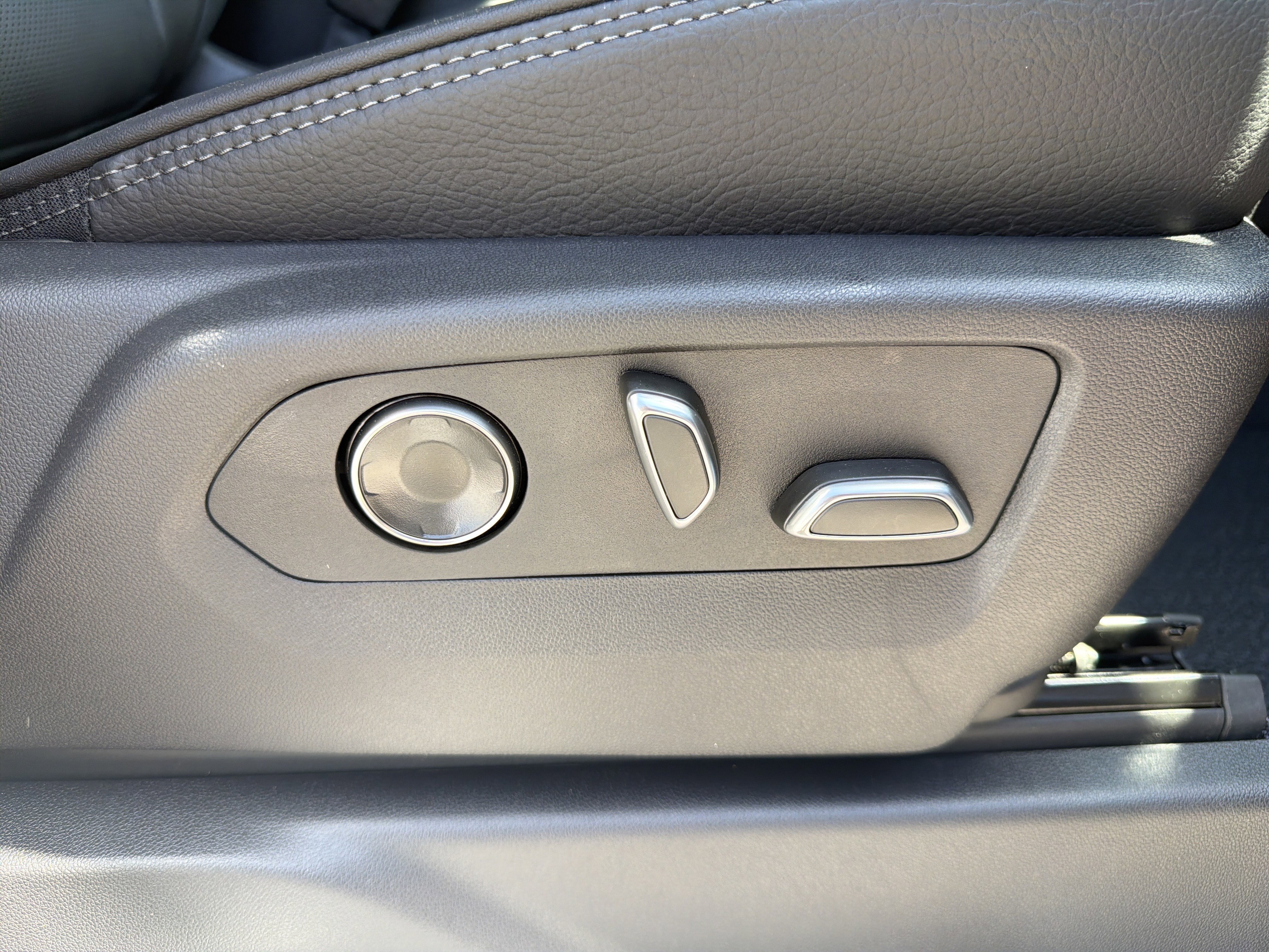 2026 GMC Sierra 2500HD Denali - Photo 7