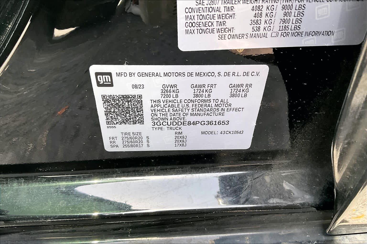 Used 2023 Black Chevrolet LT image 30