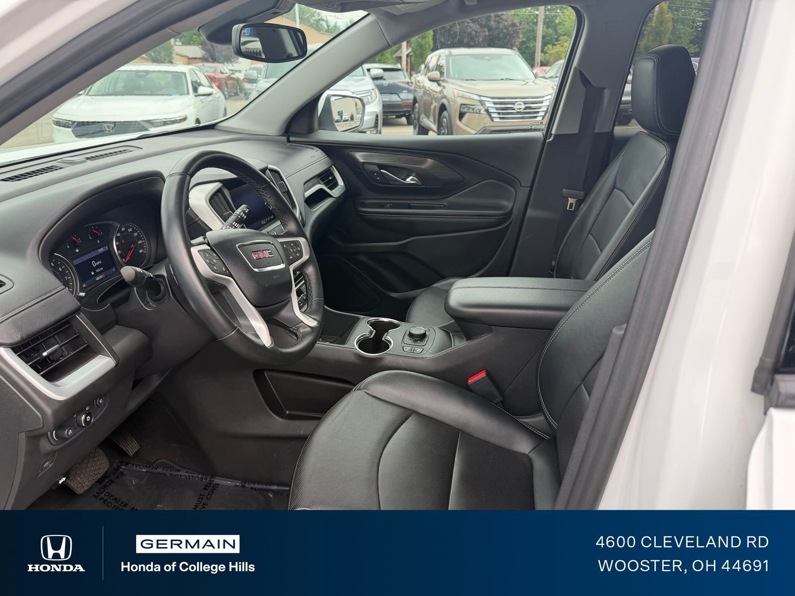 Used 2024 Summit White GMC SLT image 14