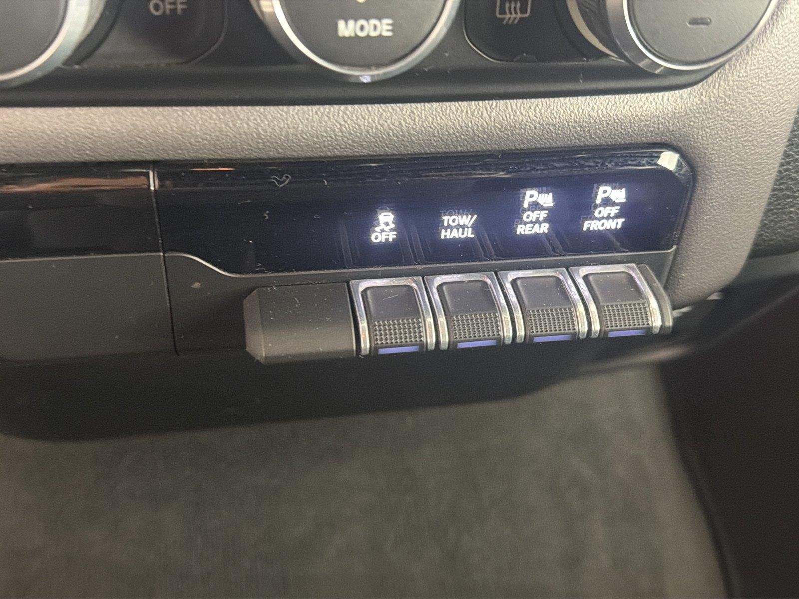 Used 2022  RAM Big Horn image 26
