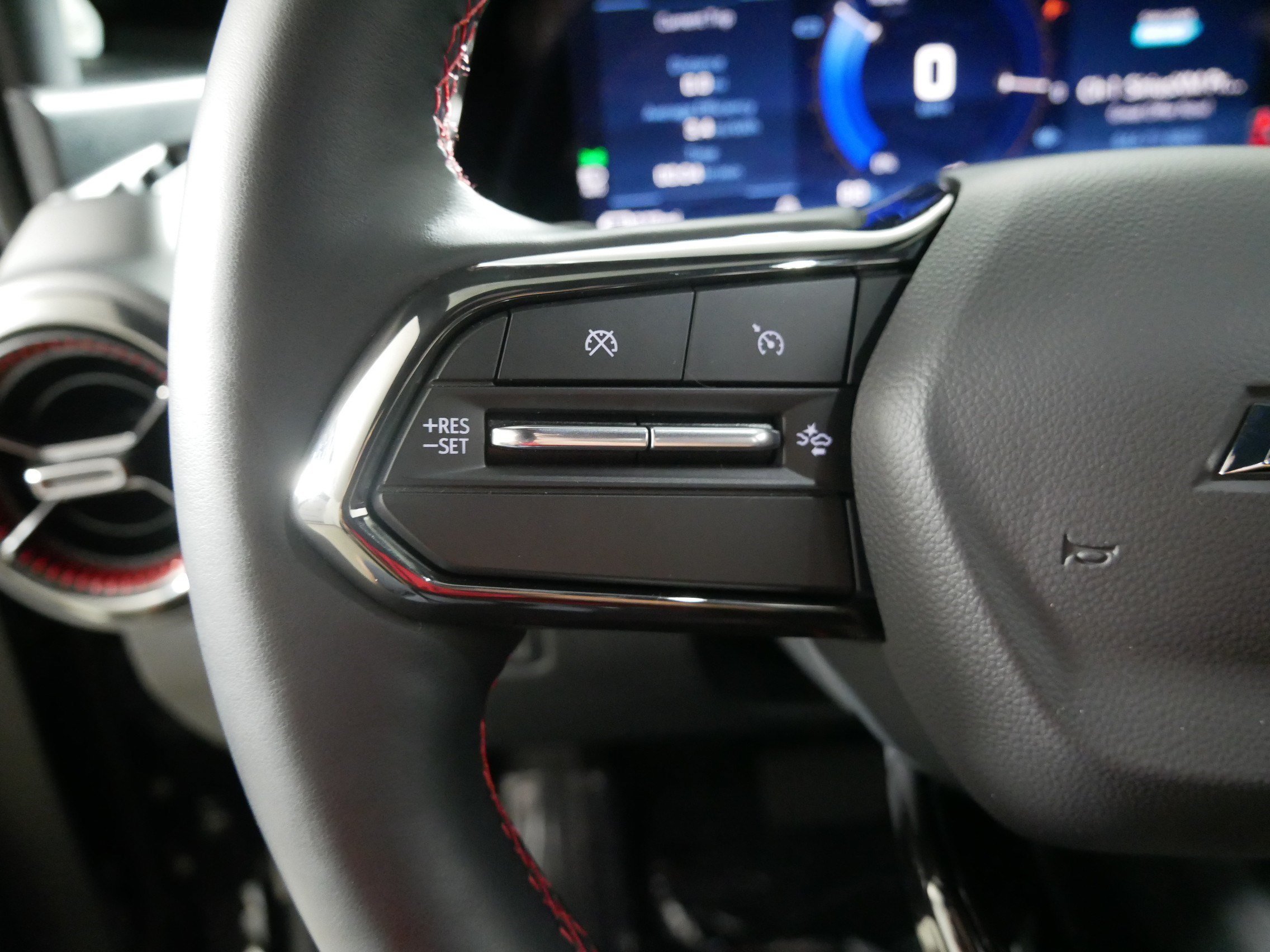 Used 2025 Black Chevrolet RS image 27