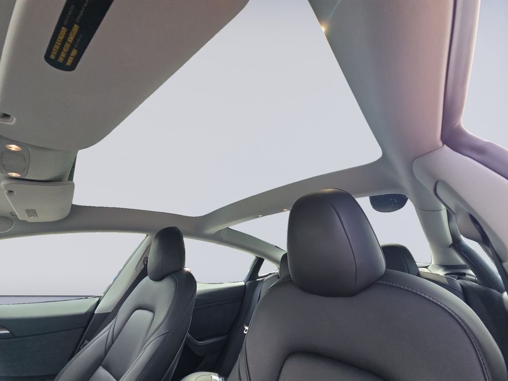 Used 2022 White Tesla Long Range image 11