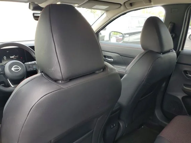 Used 2025 White Nissan SR image 11