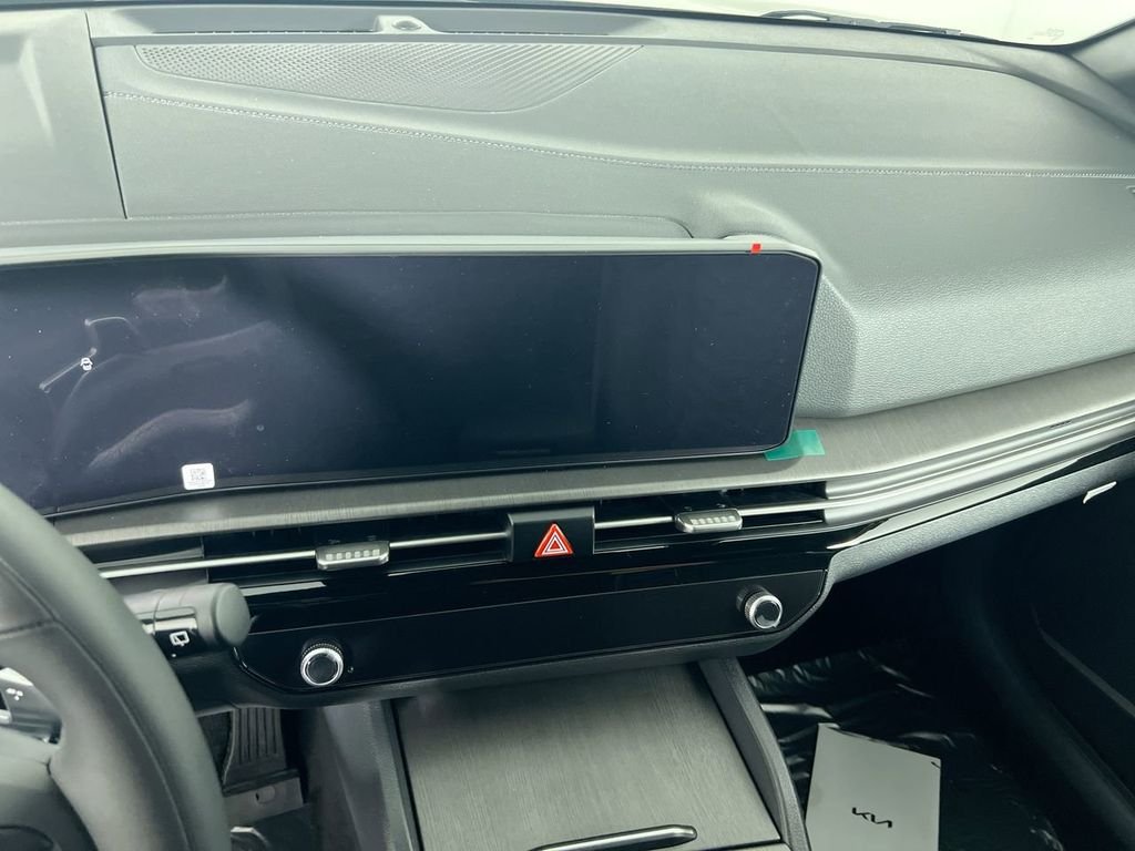 New 2026 Shadow Matte Gray Kia X-Line image 24