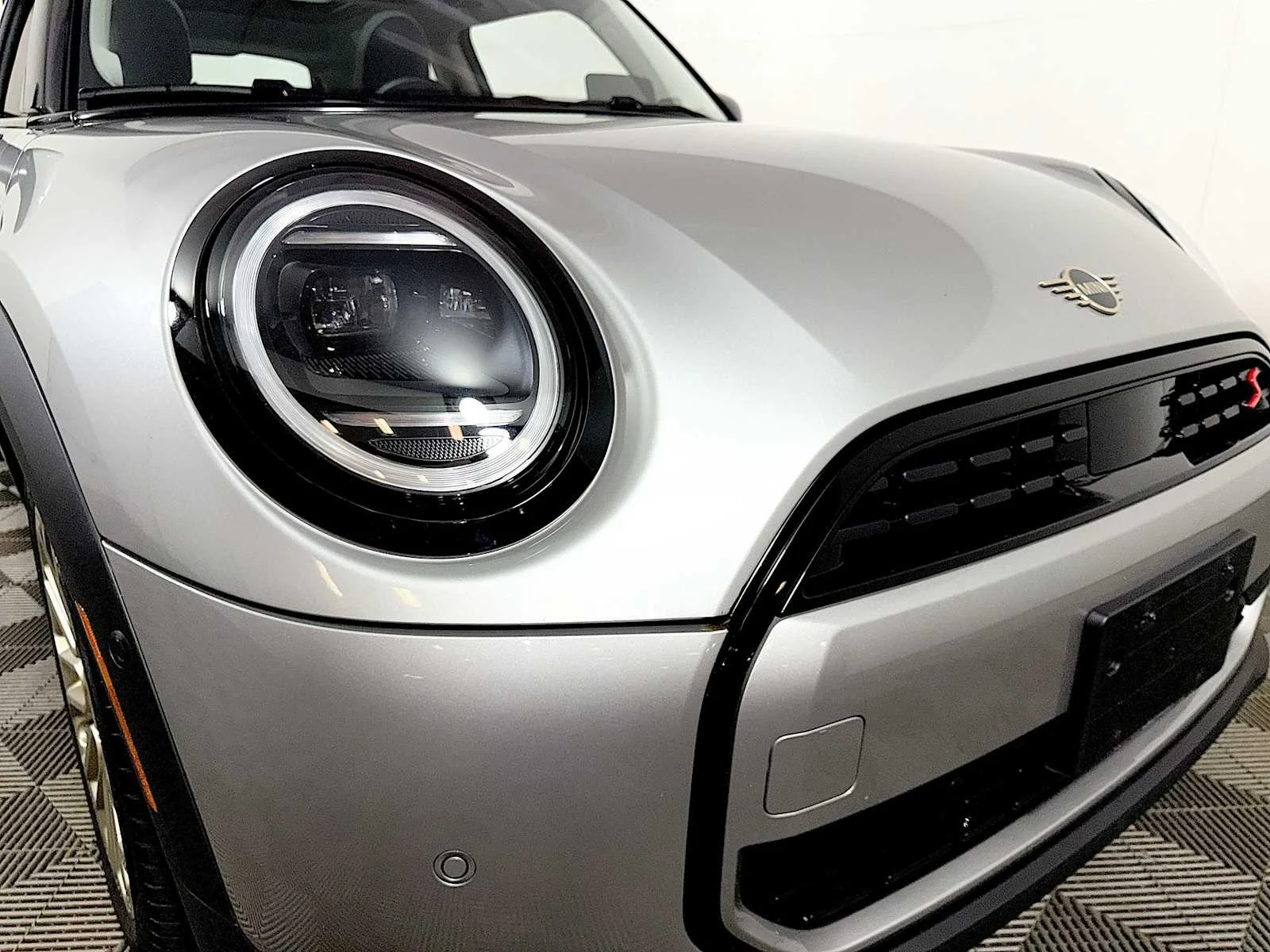 Certified Used 2025 Melting Silver III Metallic MINI Cooper S image 24