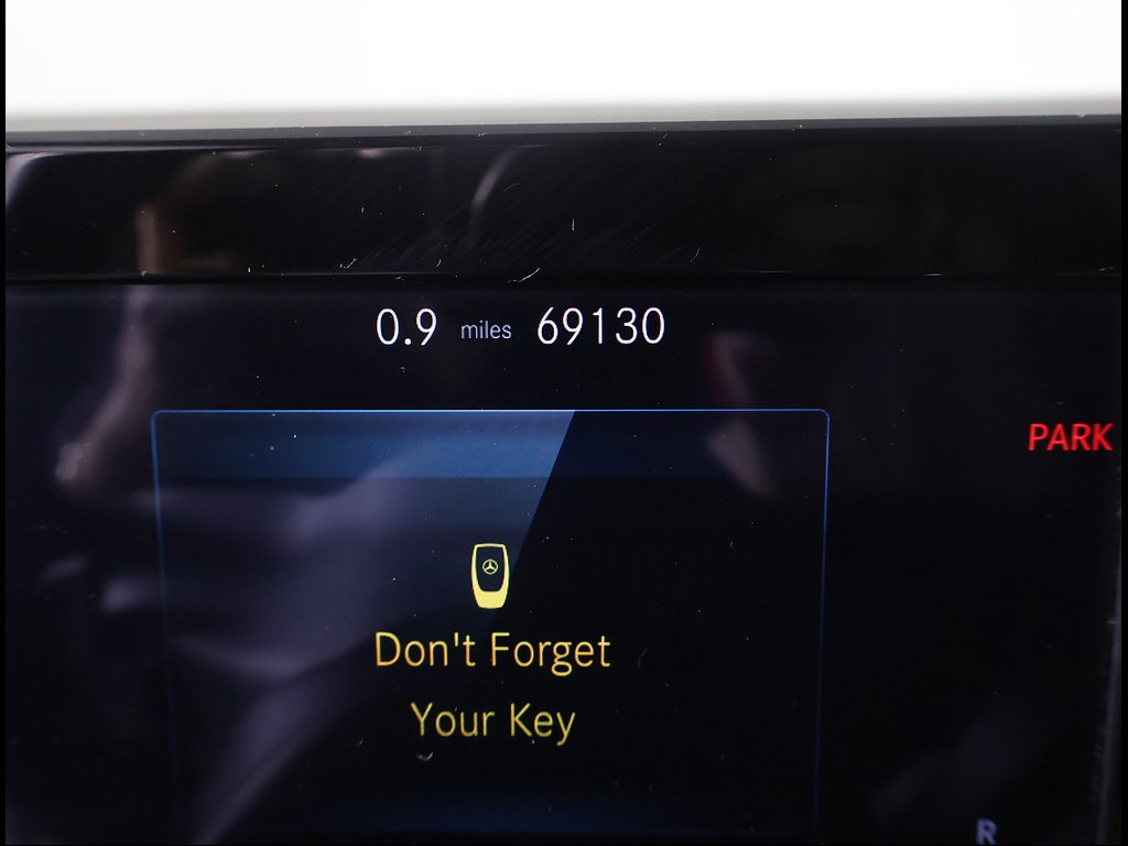 Used 2020 Polar White Mercedes-Benz GLB 250 image 9