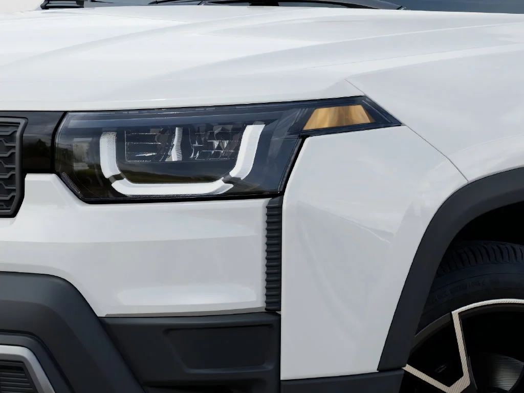 New 2027 Bright White Clear-Coat Paint Jeep Limited image 10