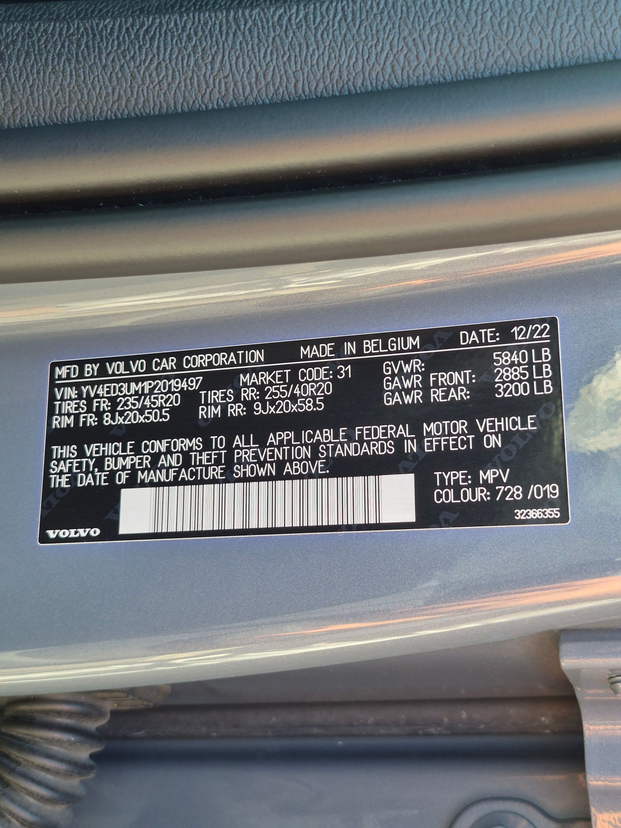 Certified Used 2023 Thunder Grey Volvo Ultimate image 31