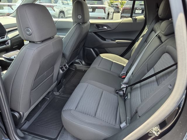 2027 Chevrolet Equinox LT - Photo 7