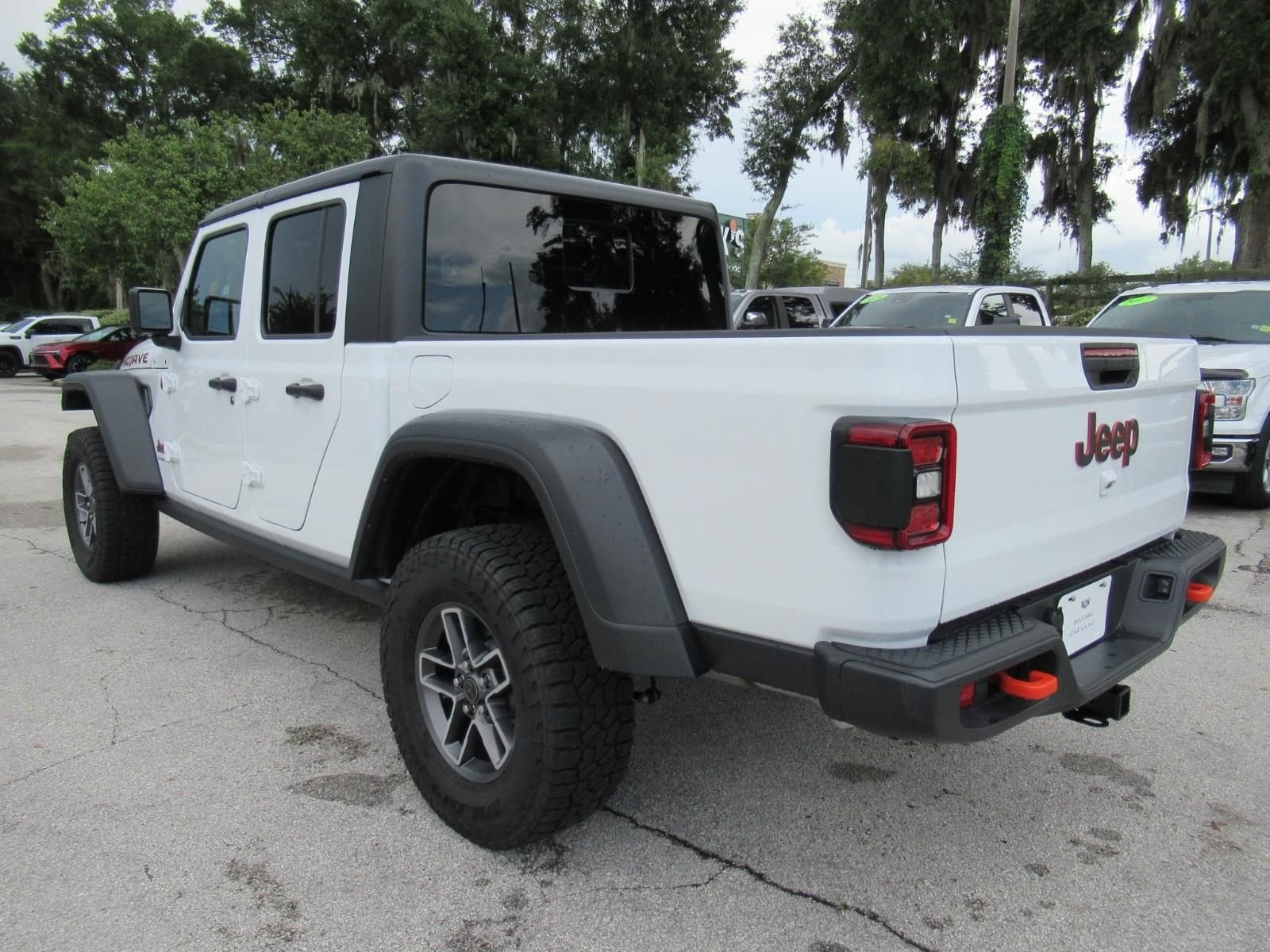 Used 2026 White Jeep Mojave image 6