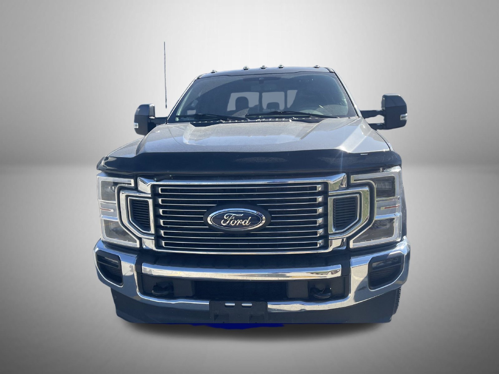 Used 2022 Gray Metallic Ford Lariat image 2