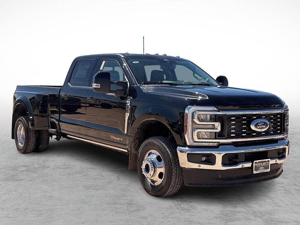 2026 Ford Super Duty F-350 Lariat