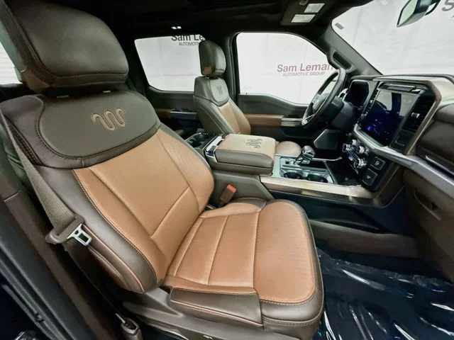 Used 2025 Blue Metallic Ford King Ranch image 30