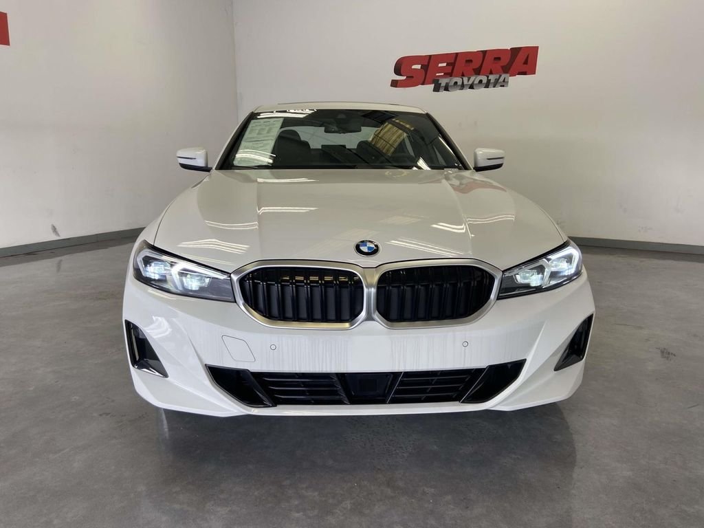 2025 BMW 3 Series 330i - Photo 7