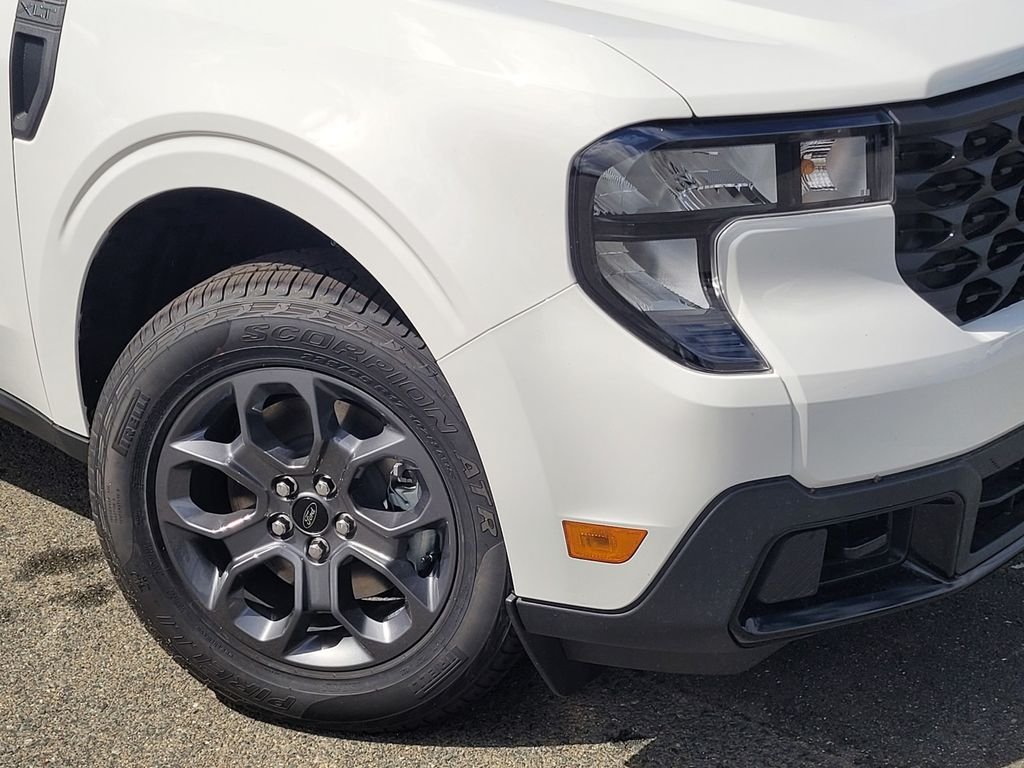 New 2026 Oxford White Ford XLT image 5
