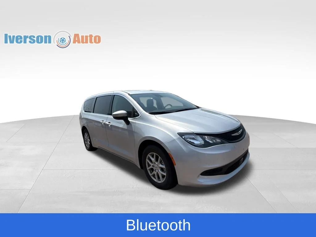 Used 2023 Silver Chrysler LX image 6
