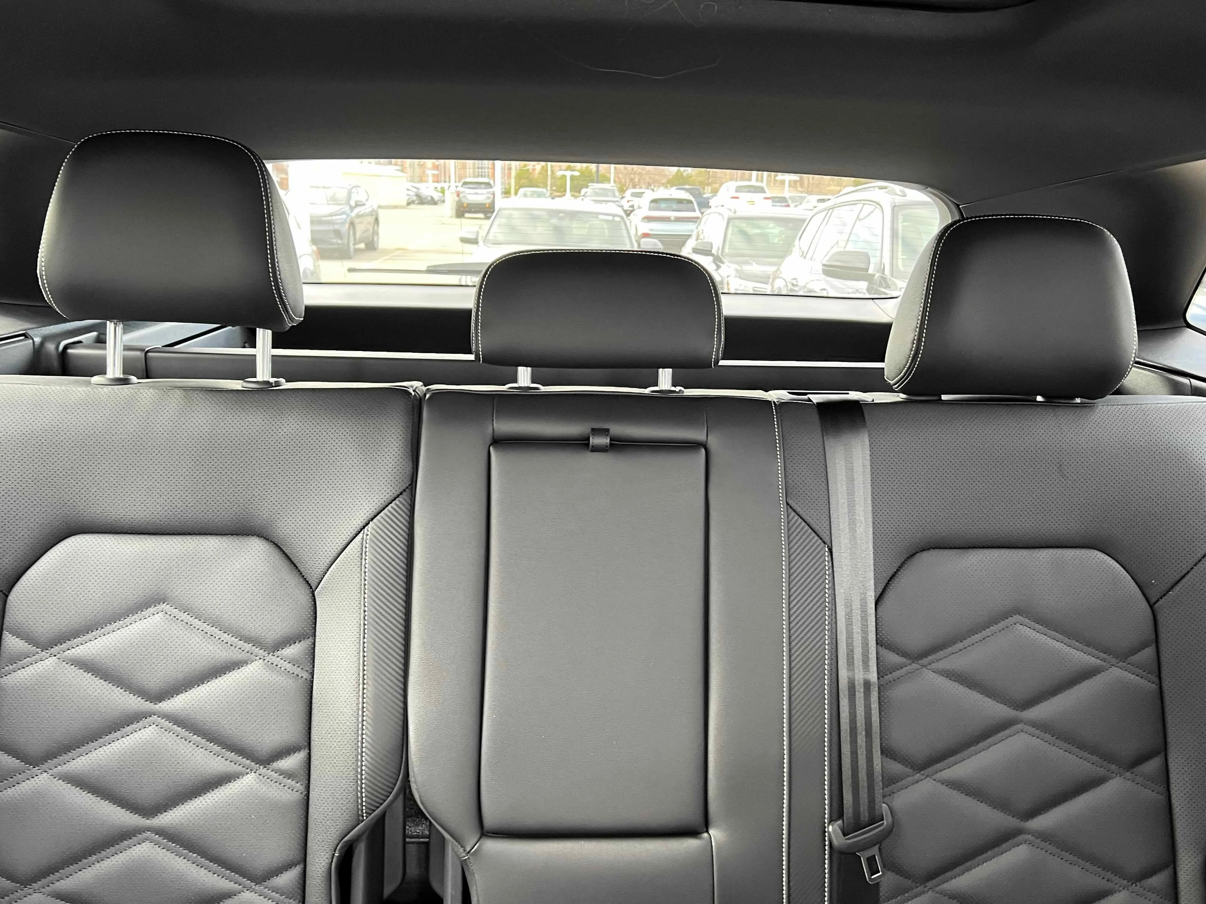 New 2026 Silver Mist Volkswagen 2.0T SE w/Technology image 22