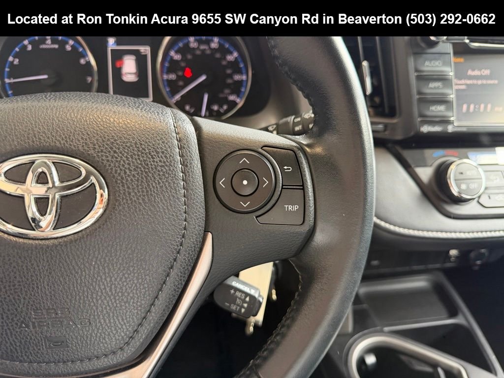 Used 2016 Silver Sky Metallic Toyota XLE image 19
