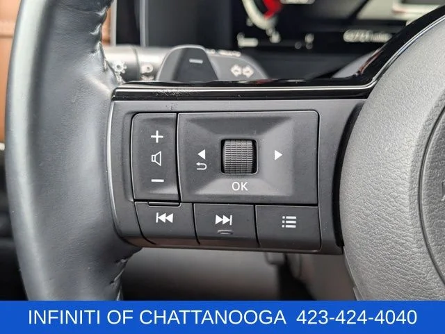Used 2023 Black Nissan Platinum image 28